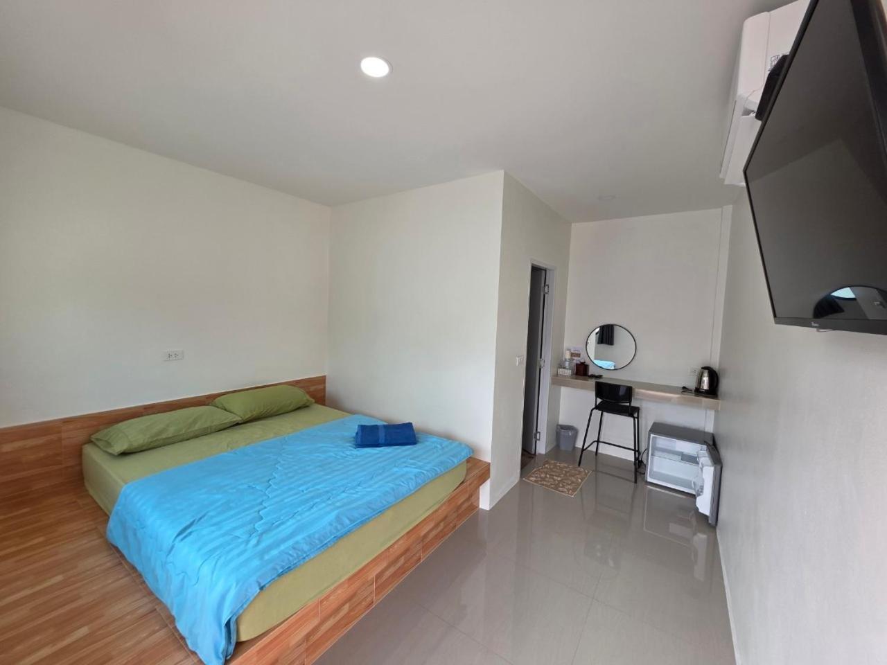 ต้นหว้ารีสอร์ท Chao Lao Beach Exterior photo